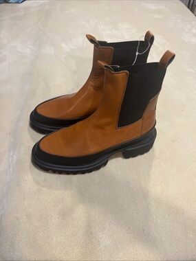 NWOB All Saints Harlee Lug Sole Chelsea Ankle Boots Brown Womens US Sz9/EU 39